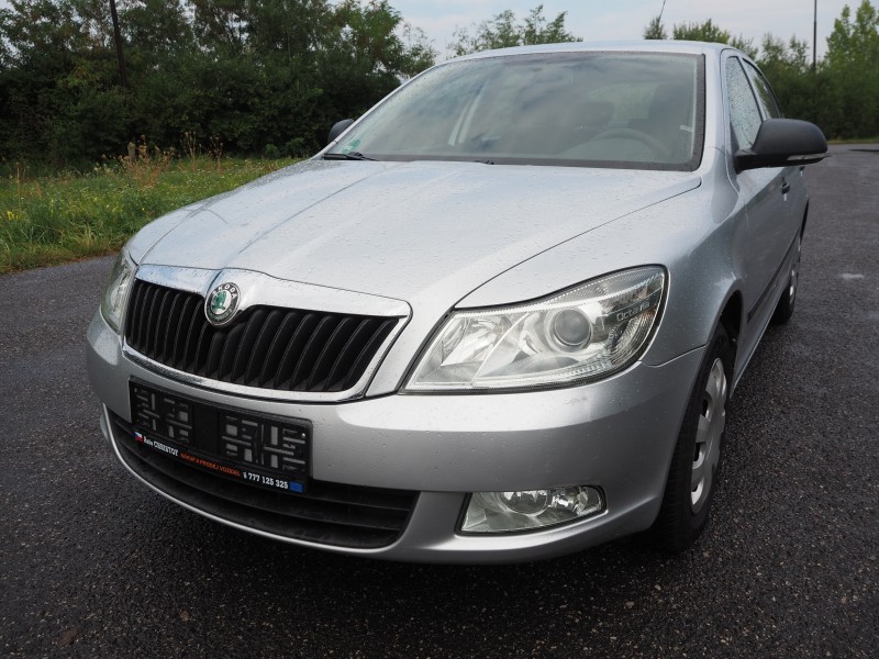 Škoda Octavia 1.2 KLIMA, park. senzory
