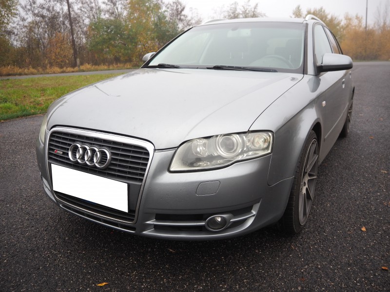 Audi A4 2.0 TDI S-Line